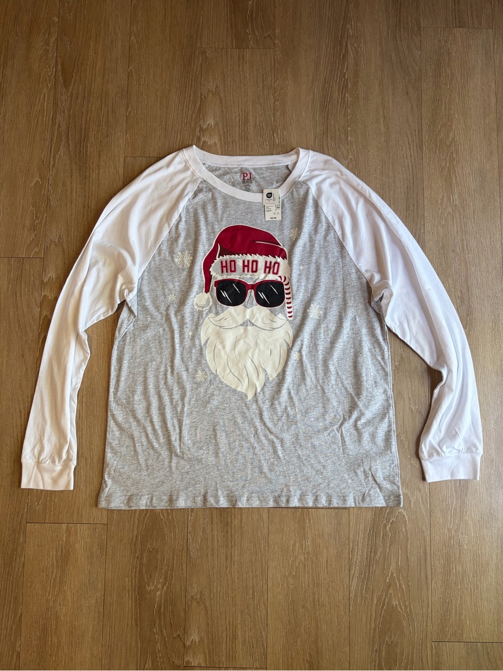 PJ Place 100% Cotton Grey & White Long-Sleeve Santa Graphic Tee NWT
